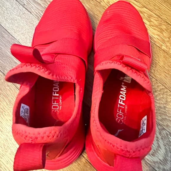 Puma Women's Red Sneakers - Picture 5 of 8